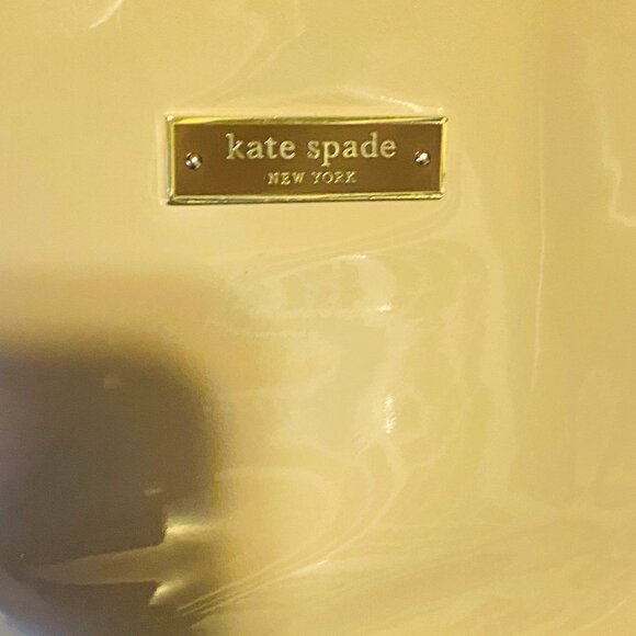 Kate Spade Tote - Picture 2 of 4